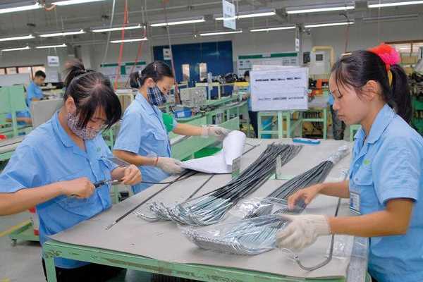 Thu hút vốn FDI: Dự án nhỏ cấp tập vào công nghiệp hỗ trợ