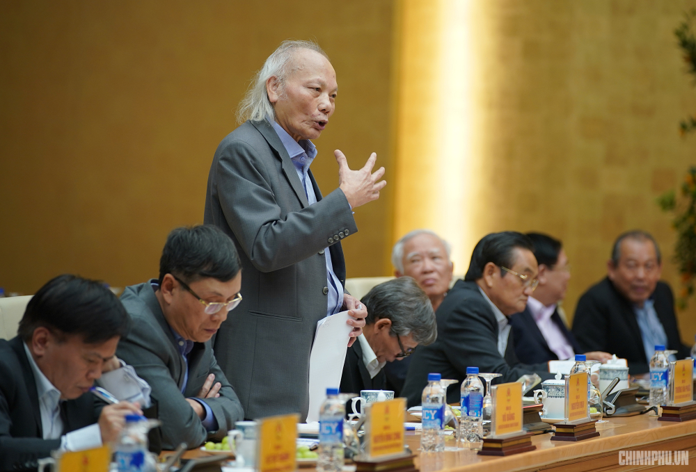 Các chuyên gia kinh tế hàng đầu 'hiến kế' cho Thủ tướng về chiến lược 10 năm