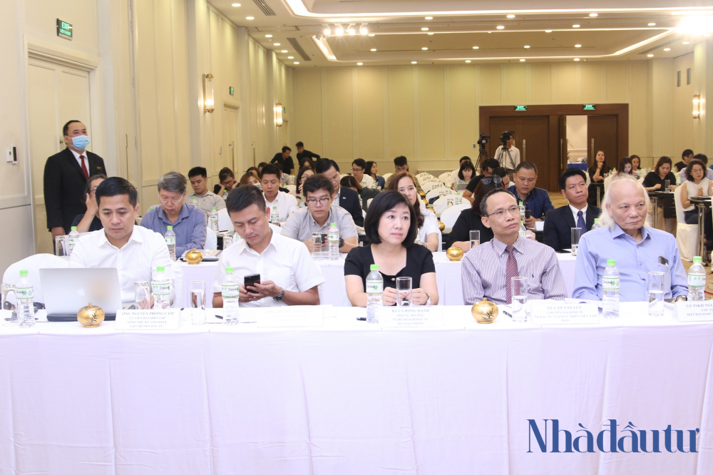 Hội thảo 'Sức bật từ các đại đô thị': Cần sửa một loạt luật mâu thuẫn, chồng chéo