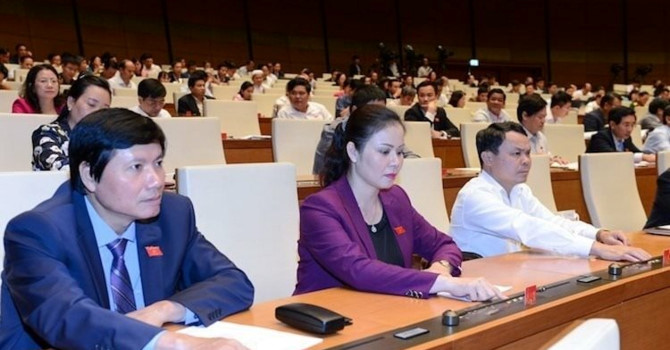 Quốc hội giao mục tiêu năm 2020 tăng 6,8% GDP