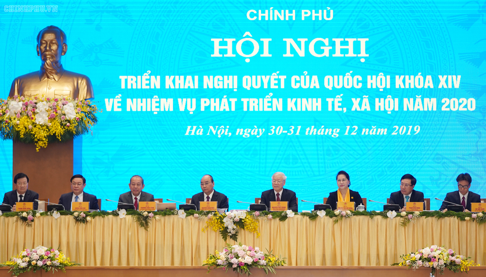 Tổng Bí thư: 'Mây đen phủ lên toàn cầu nhưng mặt trời đang tỏa sáng ở Việt Nam' Tổng Bí thư: 'Mây đen phủ lên toàn cầu nhưng mặt trời đang tỏa sáng ở Việt Nam'