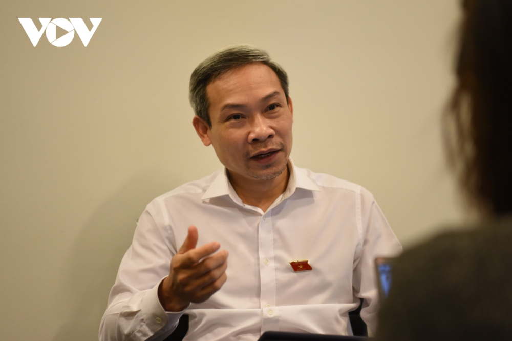 Đại biểu Quốc hội: Phục hồi kinh tế, quan trọng nhất là cải cách thể chế Đại biểu Quốc hội: Phục hồi kinh tế, quan trọng nhất là cải cách thể chế