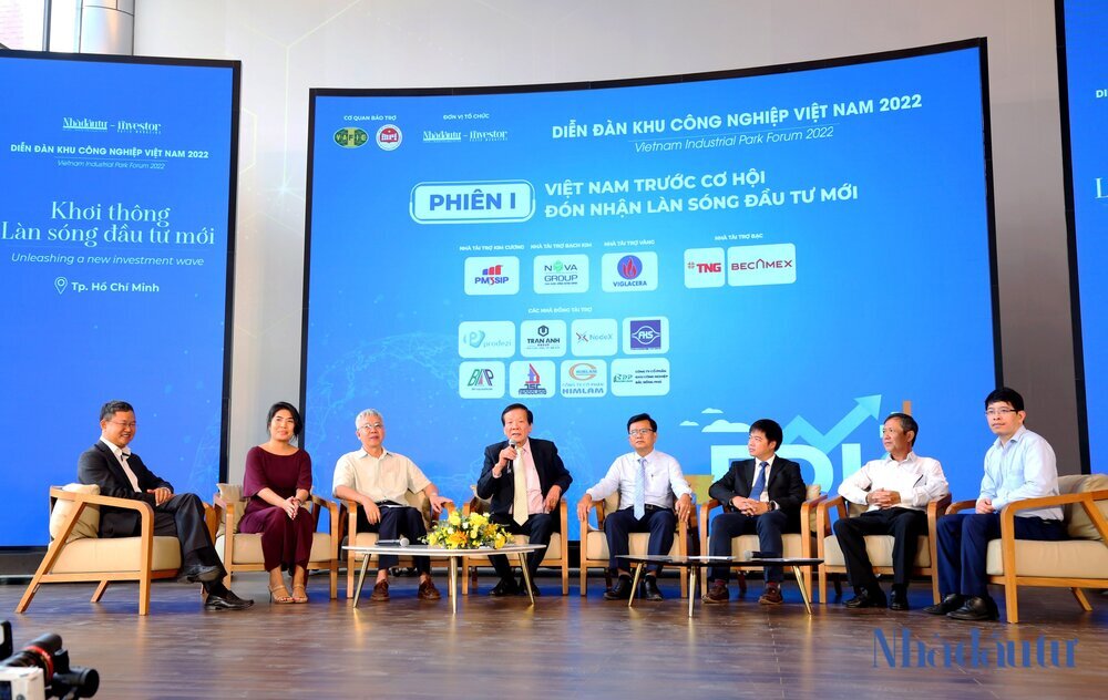 Diễn đàn 'Khu công nghiệp Việt Nam - 2022': Xây dựng môi trường đầu tư KCN, KKT minh bạch Diễn đàn 'Khu công nghiệp Việt Nam - 2022': Xây dựng môi trường đầu tư KCN, KKT minh bạch