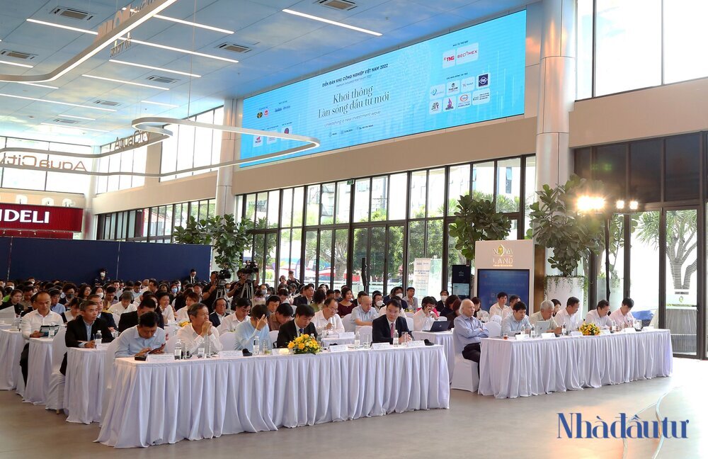 Diễn đàn 'Khu công nghiệp Việt Nam - 2022': Xây dựng môi trường đầu tư KCN, KKT minh bạch Diễn đàn 'Khu công nghiệp Việt Nam - 2022': Xây dựng môi trường đầu tư KCN, KKT minh bạch