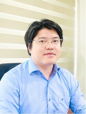 Ông Lê Văn Tuấn